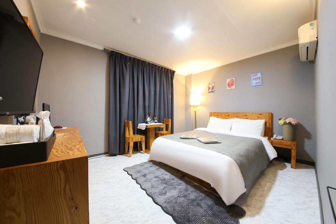 Gung Hotel Jeonju Phòng bức ảnh