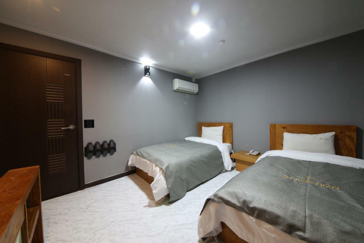 Gung Hotel Jeonju Ngoại thất bức ảnh
