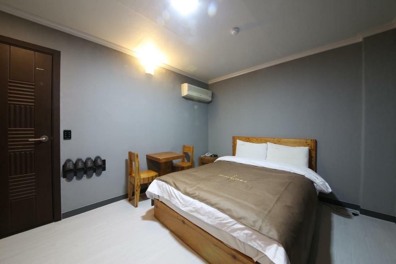 Gung Hotel Jeonju Ngoại thất bức ảnh