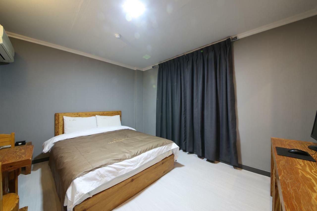 Gung Hotel Jeonju Ngoại thất bức ảnh