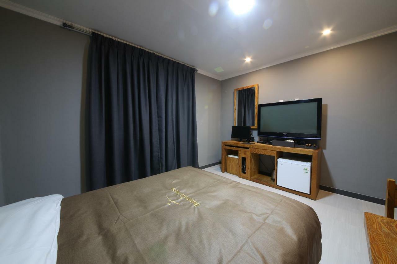Gung Hotel Jeonju Ngoại thất bức ảnh